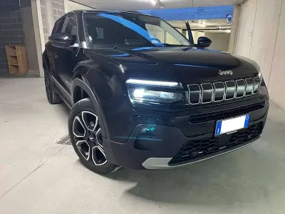 Usata Jeep Avenger Summit 101 CV (74 kW) 2024 Nero SUV