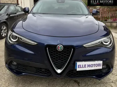 Usata Alfa Romeo Stelvio Executive 160 CV (117 kW) 2020 Blu SUV