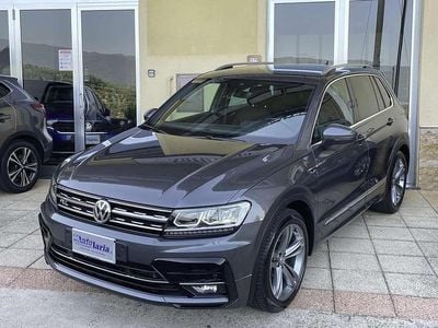 Usata VW Tiguan R-line 150 CV (110 kW) 2019 Grigio SUV