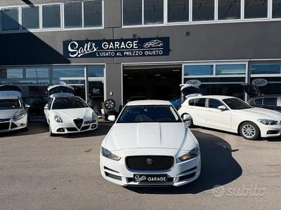 Usata Jaguar XE Prestige 163 CV (119 kW) 2016 Bianco Berlina