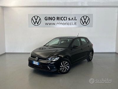 Usata VW Polo Life 95 CV (69 kW) 2025 Nero Utilitaria