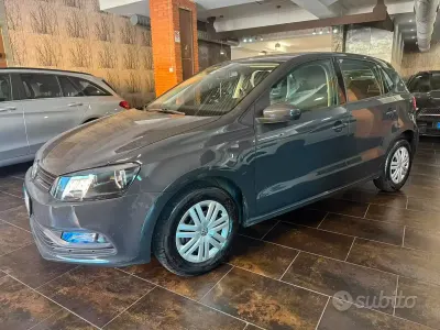 Usata VW Polo Trendline 60 CV (44 kW) 2015 Grigio Berlina