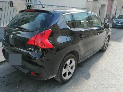Usata Peugeot 3008 112 CV (82 kW) 2011 Nero Station wagon