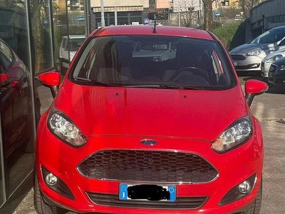 Usata Ford Fiesta 82 CV (60 kW) 2016 Rosso Utilitaria