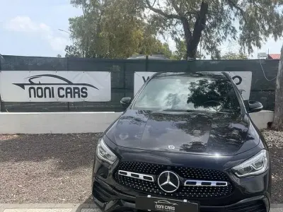 Käytetty Mercedes GLA200 Premium 150 HP (110 kW) 2022 Musta Katumaasturi