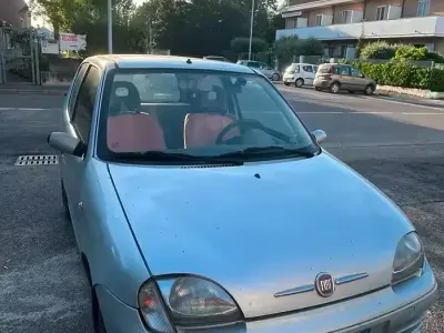 Usata Fiat 600 54 CV (39 kW) 2008 Grigio Utilitaria