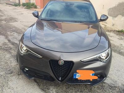 Usata Alfa Romeo Stelvio Sprint 190 CV (139 kW) 2020 SUV
