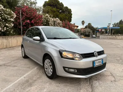 Usata VW Polo Comfortline 69 CV (50 kW) 2011 Grigio Utilitaria