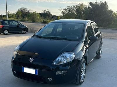 Usata Fiat Punto Street 95 CV (69 kW) 2018 Blu Utilitaria