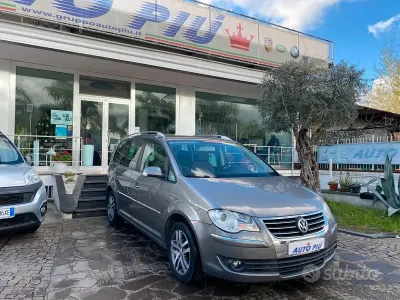 Usata VW Touran Highline 170 CV (125 kW) 2007 Grigio Monovolume