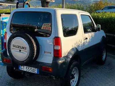 Usata Suzuki Jimny 102 CV (75 kW) 2018 Bianco SUV