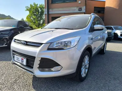 Usata Ford Kuga Titanium 150 CV (110 kW) 2015 Grigio SUV