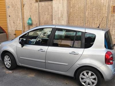 Usata Renault Modus 2011 Grigio Monovolume