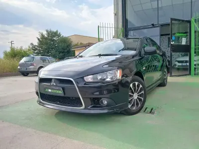 Usata Mitsubishi Lancer Sportback Inform 142 CV (104 kW) 2009 Argento Berlina