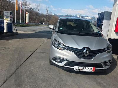 Usata Renault Scenic E-Tech 120 CV (88 kW) 2017 Grigio SUV