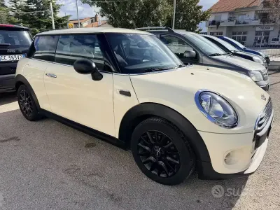 Usata Mini One D 95 CV (69 kW) 2014 Beige Utilitaria