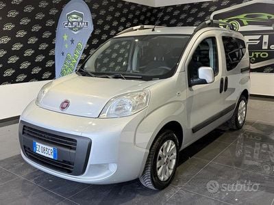 Begagnad Fiat Qubo Dynamic 77 HK (56 kW) 2015 Grå Minibuss