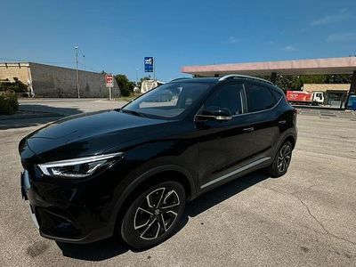 Usata MG ZS 111 CV (81 kW) 2023 Nero Berlina