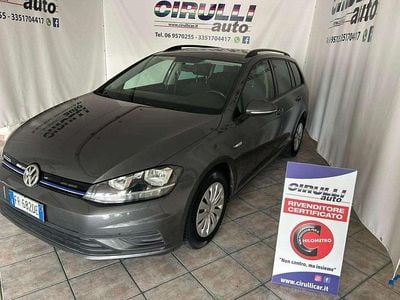 Usata VW Golf VII Business 110 CV (80 kW) 2018 Grigio scuro metallizzato Station wagon