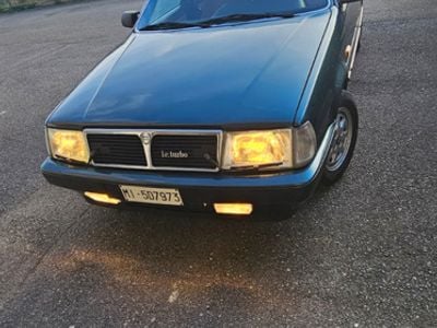 Usata Lancia Thema 166 CV (122 kW) 1986 Blu Berlina