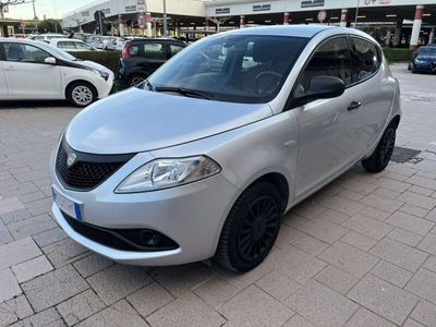 usata Lancia Ypsilon 3ª serie 1.2 69 CV 5 porte GPL Ecochic Elefantino Blu