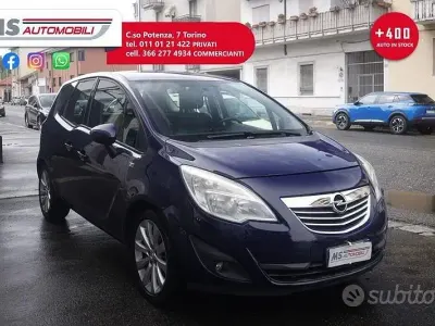 Usata Opel Meriva Cosmo 101 CV (74 kW) 2016 Blu scuro Monovolume