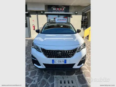 Usata Peugeot 3008 Business-Line 131 CV (96 kW) 2020 Bianco SUV