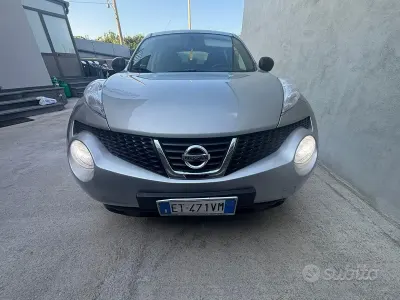 Usata Nissan Juke 110 CV (80 kW) 2014 Grigio SUV