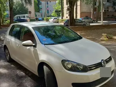 Usata VW Golf VII 105 CV (77 kW) 2012 Bianco Berlina