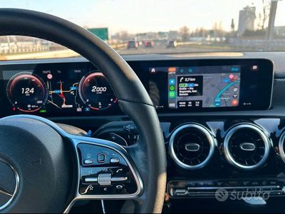 Usata Mercedes A180 116 CV (85 kW) 2019 Nero Berlina