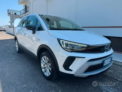 Usata Opel Crossland 120 CV (88 kW) 2022 Bianco SUV