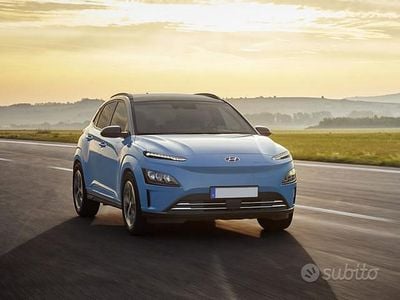 Usata Hyundai Kona 100 kW (136 CV) 2022 Blu SUV