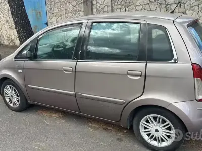 Usata Lancia Musa 90 CV (66 kW) 2008 Monovolume