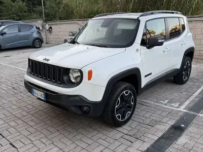 Usata Jeep Renegade Trailhawk 170 CV (125 kW) 2015 SUV