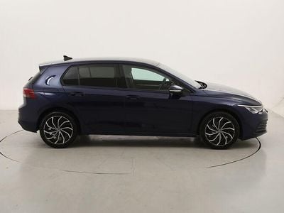 Usata VW Golf VIII Life 110 CV (80 kW) 2020 Berlina