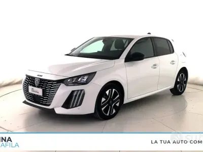 Usata Peugeot 208 Allure 101 CV (74 kW) 2025 Bianco Utilitaria