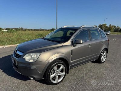 Usata Opel Antara Edition+ 150 CV (110 kW) 2009 Grigio SUV
