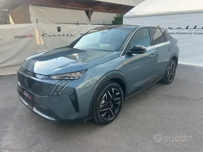 Usata Peugeot 3008 GT 136 CV (100 kW) 2025 Blu/azzurro SUV