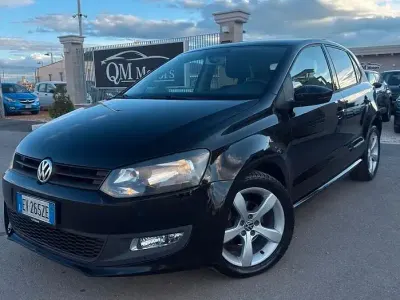 Usata VW Polo Comfortline 75 CV (55 kW) 2014 Nero Berlina