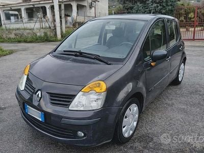 Usata Renault Modus 85 CV (62 kW) 2006 Marrone Monovolume