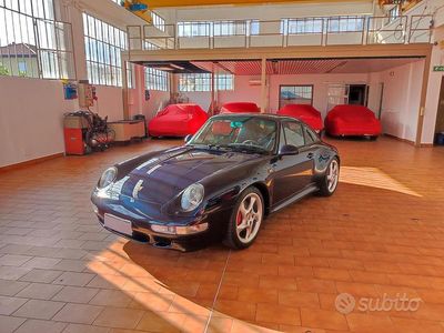 Usata Porsche 911 Carrera 4 286 CV (210 kW) 1997 Blu Coupé