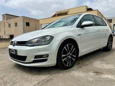Usata VW Golf VII LOUNGE 150 CV (110 kW) 2015 Bianco Berlina