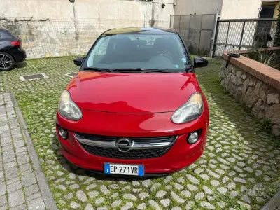 Usata Opel Adam 69 CV (50 kW) 2013 Rosso Utilitaria