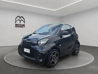 Usata Smart ForTwo Electric Drive Passion 60 kW (82 CV) 2021 Nero / black Berlina