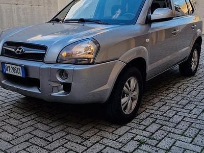 Usata Hyundai Tucson Dynamiq 140 CV (102 kW) 2009 Grigio SUV