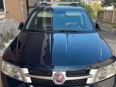 Usata Fiat Freemont 170 CV (125 kW) 2014 Blu SUV
