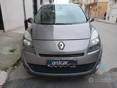 Usata Renault Scenic E-Tech Dynamique 110 CV (80 kW) 2010 Grigio Monovolume
