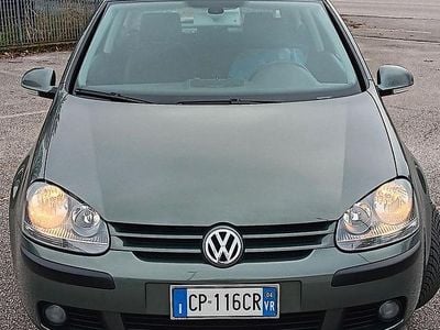 Usata VW Golf IV 115 CV (84 kW) 2004 Grigio Berlina