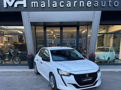 Usata Peugeot 208 Active 102 CV (75 kW) 2022 Bianco Utilitaria