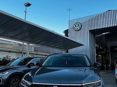 Usata VW T-Roc Style 110 CV (80 kW) 2022 Grigio SUV